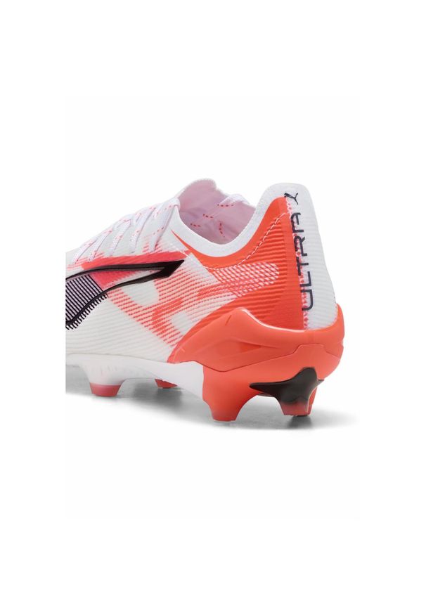 Puma - Buty piłkarskie ULTRA 5 ULTIMATE FG PUMA White Black Glowing Red. Zapięcie: sznurówki. Kolor: biały, czerwony, wielokolorowy, czarny. Sport: piłka nożna
