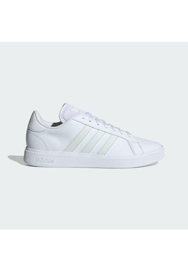 Adidas - Grand Court TD Lifestyle Court Casual Shoes. Okazja: na co dzień. Kolor: wielokolorowy, biały, zielony. Materiał: materiał. Sport: turystyka piesza