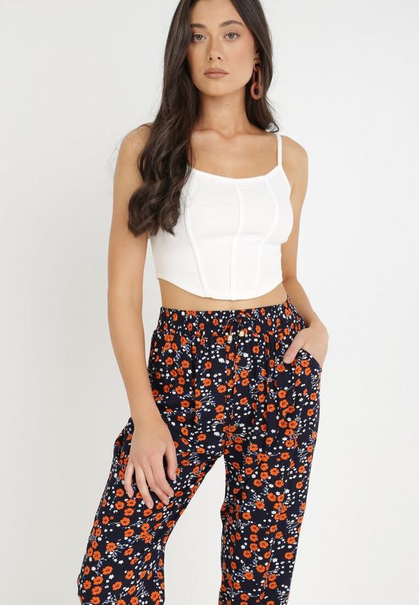 Born2be - Granatowe Spodnie Ismousa. Kolor: niebieski. Materiał: wiskoza. Wzór: aplikacja, nadruk. Sezon: lato