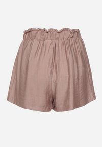 Born2be - Fioletowe Wiskozowe Szorty w Stylu Paper Bag z Paskiem Saramora. Okazja: na co dzień, na spacer. Kolor: fioletowy. Materiał: wiskoza. Sezon: lato. Styl: elegancki, casual #4
