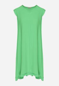 Born2be - Jasnozielona Sukienka Trapezowa Midi z Falbanką Bez Rękawów Neoliana. Kolor: zielony. Długość rękawa: bez rękawów. Sezon: lato. Typ sukienki: trapezowe. Długość: midi #2