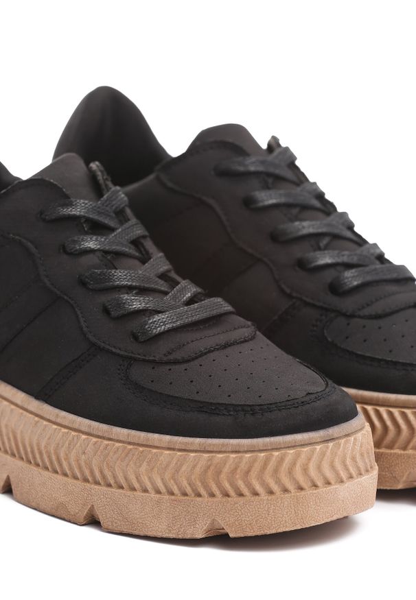 Born2be - Czarne Sneakersy na Grubej Podeszwie z Tłoczeniami Try to Forget. Okazja: na co dzień, do pracy. Kolor: czarny. Materiał: materiał, jeans