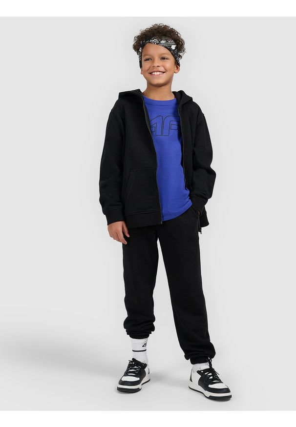 4f - 4F Spodnie dresowe joggery chłopięce - czarne 146 (10-11 lat). Okazja: na co dzień. Kolor: czarny. Materiał: dresówka. Wzór: gładki, ze splotem. Sezon: lato. Styl: młodzieżowy, casual, sportowy