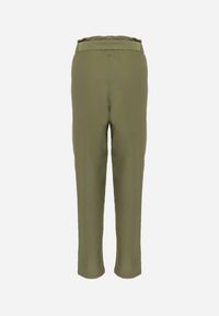 Born2be - Zielone Spodnie z Wiązanym Paskiem Paper Bag Biras. Okazja: na co dzień. Kolor: zielony. Materiał: materiał. Styl: casual #5