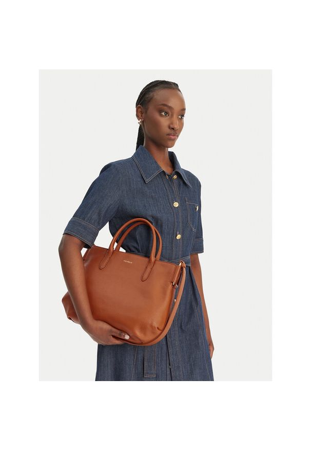 Torebka Coccinelle. Kolor: brązowy