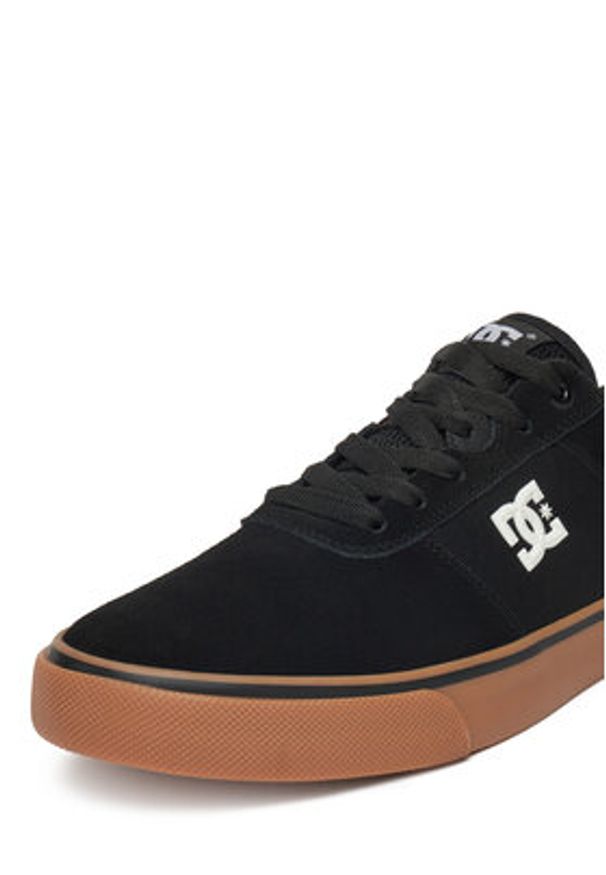 DC Shoes Sneakersy AW247501 Szary. Kolor: szary. Materiał: materiał