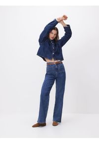 Reserved - Jeansy wide leg z paskiem - niebieski. Kolor: niebieski