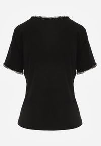 Born2be - Czarny Bawełniany T-shirt z Metaliczną Lamówką przy Dekolcie i Rękawach Ianania. Okazja: do pracy, na co dzień. Kolor: czarny. Materiał: bawełna. Styl: elegancki, klasyczny, casual #7