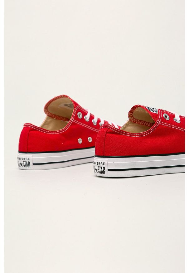 Converse - Tenisówki. Nosek buta: okrągły. Zapięcie: sznurówki. Kolor: czerwony