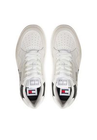 Tommy Jeans Sneakersy Tjm New Basket Sneaker Lc EM0EM01500 Czarny. Kolor: czarny. Materiał: skóra