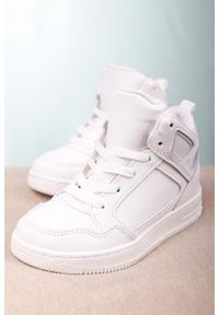 Casu - Białe buty sportowe sznurowane casu c917. Kolor: biały #2