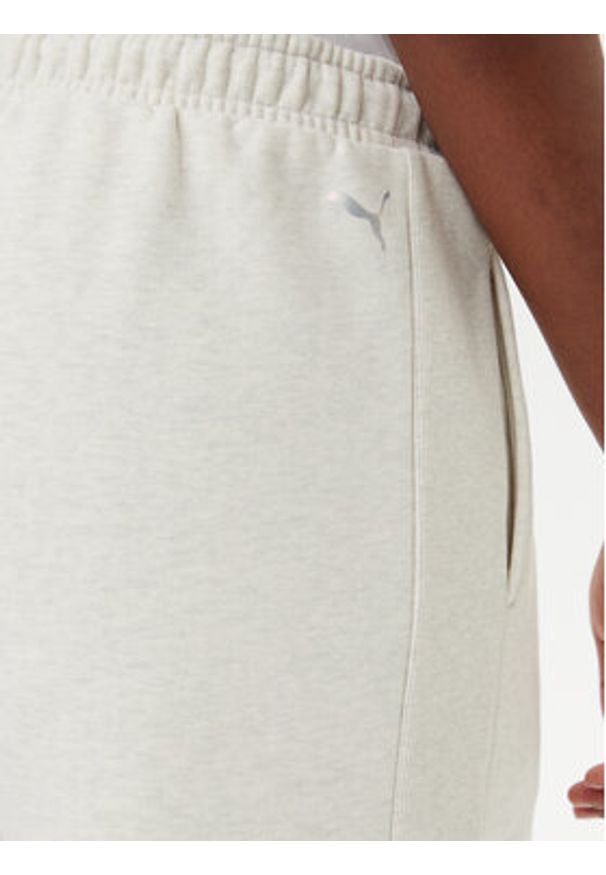 Puma Szorty sportowe Stewie Limitless 630525 Écru Relaxed Fit. Materiał: bawełna