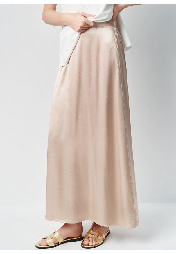 Ochnik - Długa prosta spódnica w kolorze camel. Kolor: brązowy. Materiał: wiskoza. Długość: długie