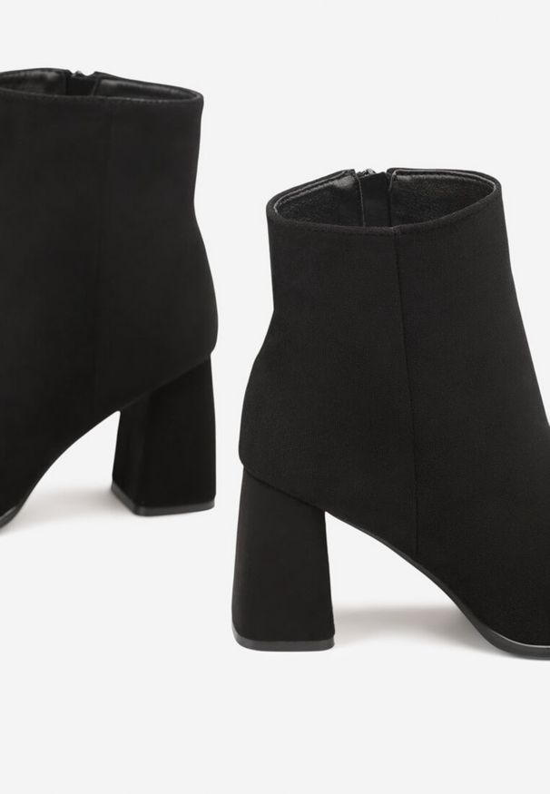 Born2be - Czarne Klasyczne Botki na Obcasie Fesurea. Okazja: na co dzień. Kolor: czarny. Materiał: jeans. Szerokość cholewki: normalna. Obcas: na obcasie. Styl: klasyczny. Wysokość obcasa: średni