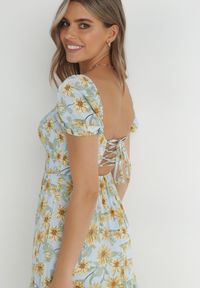 Born2be - Jasnoniebieska Sukienka Bloch. Typ kołnierza: dekolt gorset. Kolor: niebieski. Materiał: tkanina. Wzór: kwiaty. Sezon: wiosna, lato. Typ sukienki: rozkloszowane, gorsetowe. Styl: boho. Długość: maxi #5