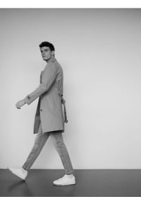 Reserved - Jeansy slim fit - niebieski. Kolor: niebieski