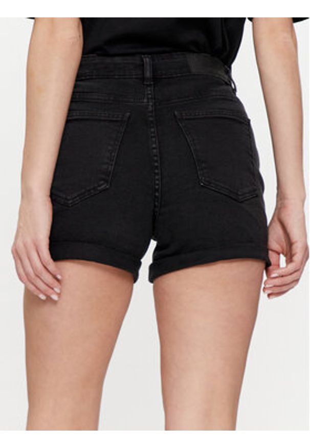 Noisy may - Noisy May Szorty jeansowe Moni 27029491 Czarny Slim Fit. Kolor: czarny. Materiał: bawełna