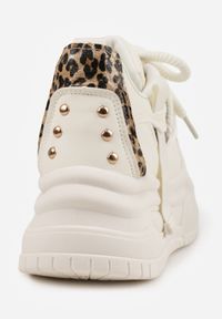 Renee - Beżowo-Panterkowe Sneakersy w Streetwearowym Stylu na Tłoczonej Platformie z Brokatem Mailienne. Okazja: na co dzień. Kolor: beżowy. Materiał: jeans. Szerokość cholewki: normalna. Wzór: aplikacja. Obcas: na platformie #7