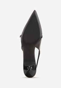 Renee - Czarne Sandały Vices Slingback na Obcasie z Cienkim Paskiem na Nosku Elozira. Okazja: na co dzień. Zapięcie: pasek. Kolor: czarny. Materiał: len. Sezon: lato. Obcas: na obcasie. Styl: elegancki, casual. Wysokość obcasa: średni #8