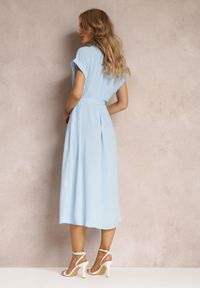 Renee - Niebieska Koszulowa Sukienka z Krótkimi Rękawami i Wiązanym Paskiem Denalia. Kolor: niebieski. Długość rękawa: krótki rękaw. Typ sukienki: koszulowe #5