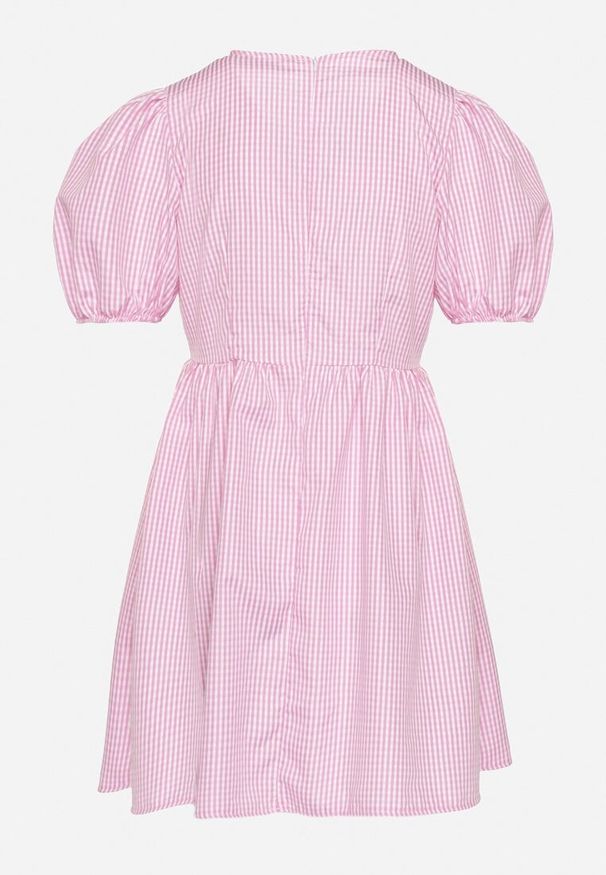Born2be - Różowa Rozkloszowana Sukienka w Kratkę Vichy w Stylu Retro z Wiązaniem Telionea. Okazja: na co dzień. Kolor: różowy. Wzór: kratka. Typ sukienki: rozkloszowane. Styl: retro
