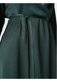AMERICAN VINTAGE - American Vintage Sukienka codzienna Widland WID14GH22 Zielony Regular Fit. Okazja: na co dzień. Kolor: zielony. Materiał: wiskoza. Typ sukienki: proste. Styl: vintage, casual #5