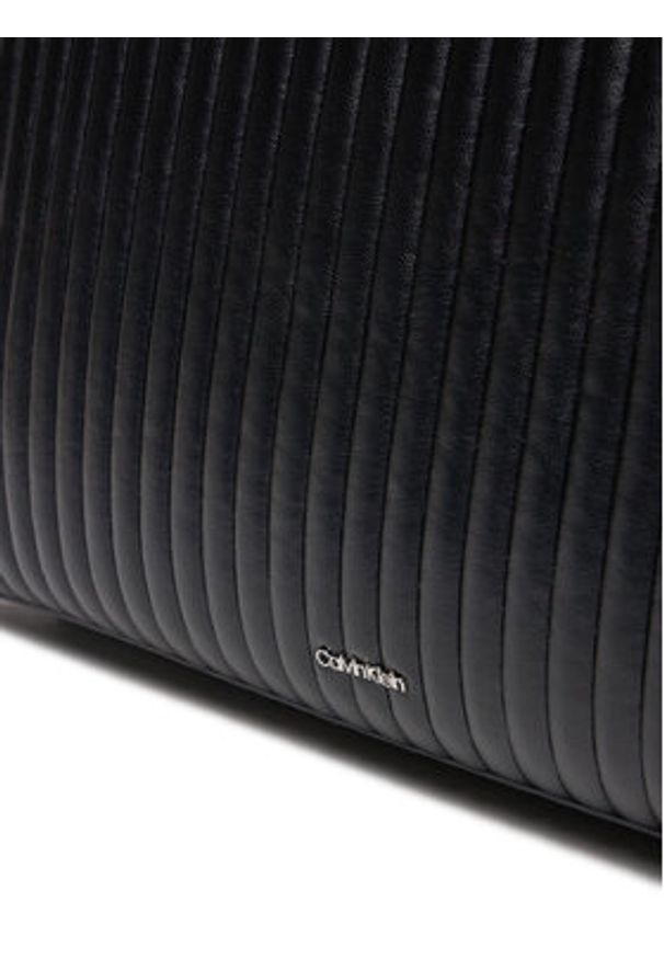 Calvin Klein Torebka Mini Line Quilt Medium Shopper K60K613077 Czarny. Kolor: czarny. Materiał: skórzane