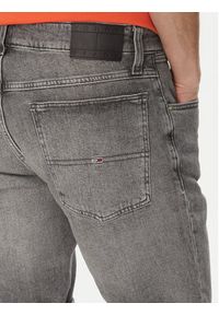 Tommy Jeans Szorty jeansowe Ronnie DM0DM20946 Szary Slim Fit. Kolor: szary. Materiał: bawełna #6