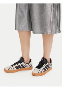 Adidas - adidas Sneakersy Vl Court 3.0 Shoes KI2689 Beżowy. Kolor: beżowy. Materiał: skóra, zamsz #2