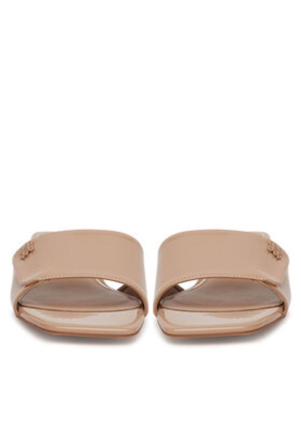Nine West Klapki S4SH1847-01 Beżowy. Kolor: beżowy. Materiał: syntetyk, materiał