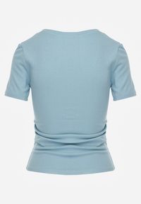 Renee - Jasnoniebieski T-shirt w Prążki z Marszczeniami po Bokach Nedala. Okazja: na co dzień. Kolor: niebieski. Wzór: prążki. Styl: casual, elegancki #3
