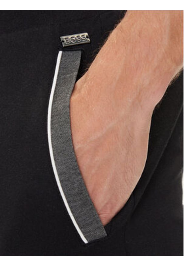 BOSS Spodnie dresowe 50545579 Czarny Regular Fit. Kolor: czarny. Materiał: syntetyk