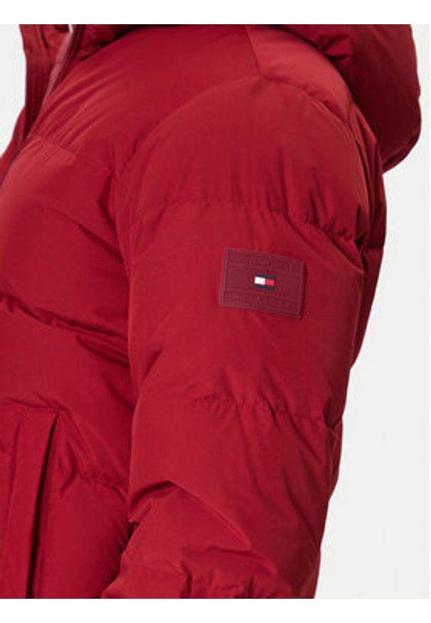 TOMMY HILFIGER - Tommy Hilfiger Kurtka puchowa MW0MW40616 Czerwony Regular Fit. Kolor: czerwony. Materiał: syntetyk