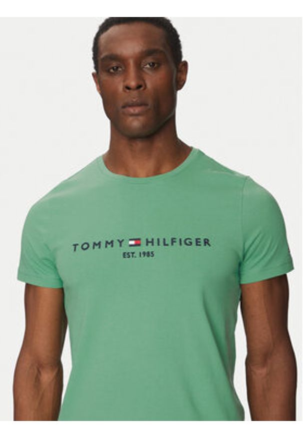TOMMY HILFIGER - Tommy Hilfiger T-Shirt Logo MW0MW11797 Zielony Regular Fit. Kolor: zielony. Materiał: bawełna