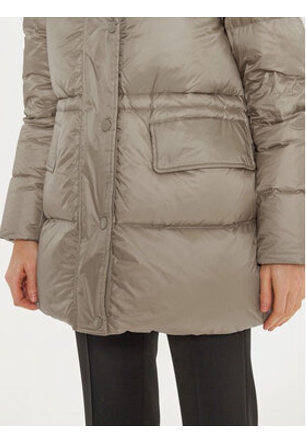 Blauer Kurtka puchowa 24WBLDB03558 Beżowy Regular Fit. Kolor: beżowy. Materiał: syntetyk