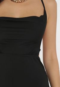 Born2be - Czarna Sukienka Sagethis. Kolor: czarny. Materiał: wiskoza. Długość rękawa: na ramiączkach. Wzór: jednolity, gładki. Typ sukienki: dopasowane. Długość: mini #3