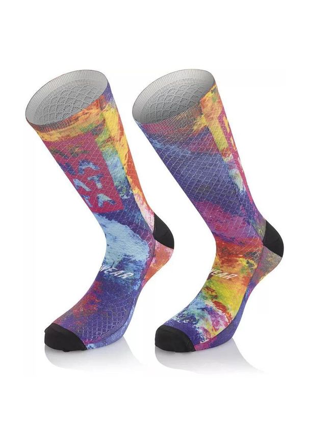MB WEAR - Skarpetki Mb Wear Fun H17 Hakuna Matata. Kolor: niebieski, wielokolorowy. Sport: kolarstwo