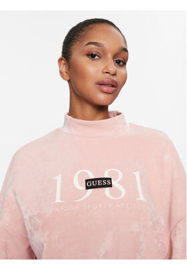 Guess Bluza Aleta V3BQ00 KBC00 Różowy Regular Fit. Kolor: różowy. Materiał: syntetyk