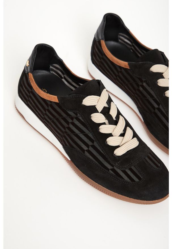 Baldinini - Sneakersy damskie zamszowe BALDININI. Materiał: zamsz