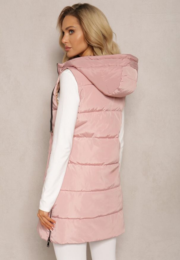 Renee - Różowa Długa Kamizelka Pikowana Dwustronna ze Sznurkami przy Kapturze Frenila. Okazja: na spacer. Kolor: różowy. Materiał: jeans, materiał. Długość: długie