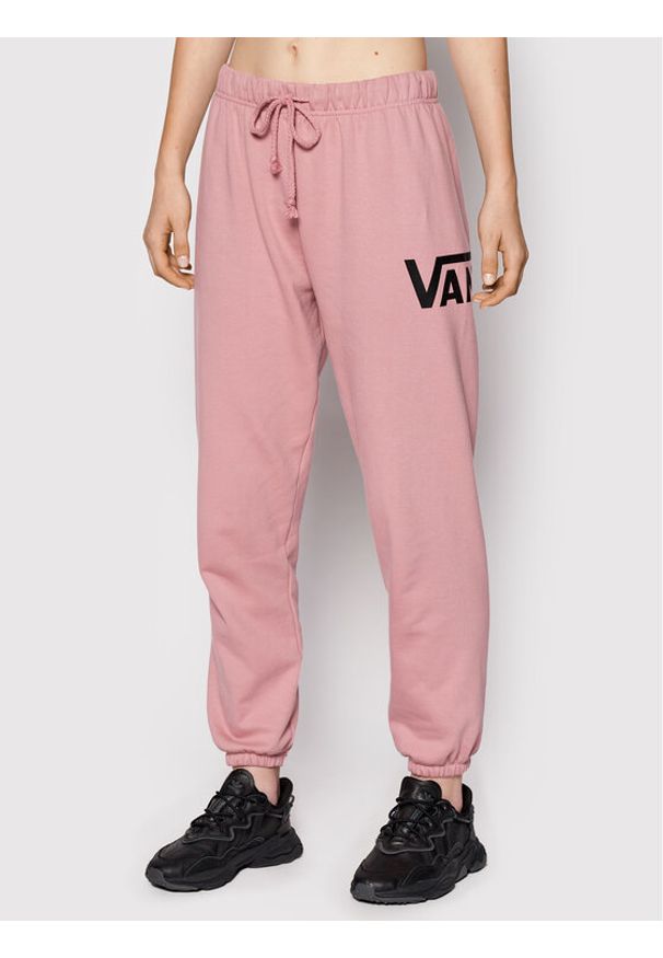 Vans Spodnie dresowe Vendor VN0A7RMT Różowy Regular Fit. Kolor: różowy. Materiał: bawełna, dresówka