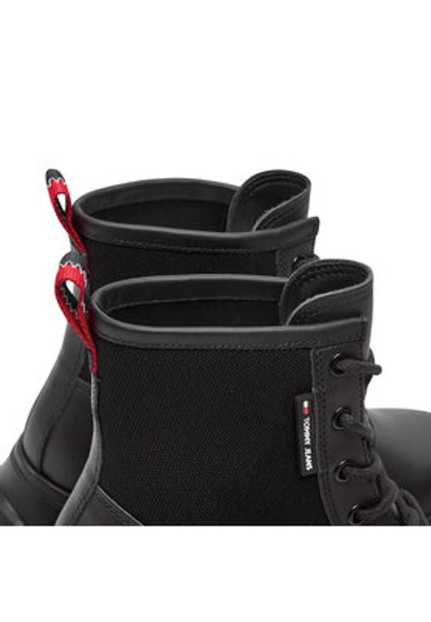Tommy Jeans Trapery Tjw Chunky Lace Up Boot Mix Mat EN0EN02554 Czarny. Kolor: czarny. Materiał: skóra