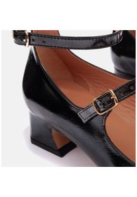Marco Shoes Czółenka w stylu Mary Jane czarne. Kolor: czarny. Materiał: skóra #8