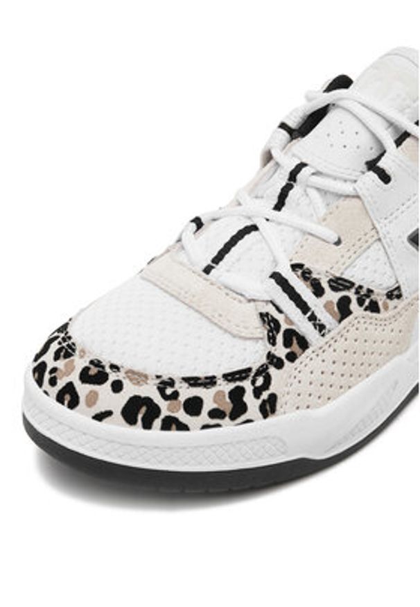 DC Shoes Sneakersy CONSTRUCT DC01660900 Biały. Kolor: biały. Materiał: zamsz, skóra