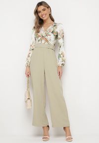 Born2be - Jasnozielony Kombinezon z Szerokimi Nogawkami z Kwiatową Górą i Paskiem z Klamrą Ilanvi. Okazja: na co dzień. Kolor: zielony. Długość rękawa: długi rękaw. Długość: długie. Wzór: kwiaty. Styl: casual #5