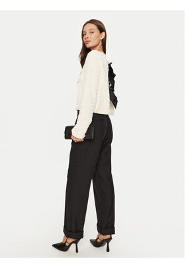 only - ONLY Bluzka Lanika 15339412 Écru Regular Fit. Materiał: syntetyk