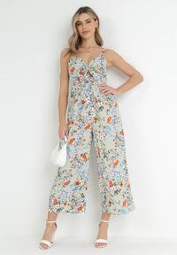 Born2be - Jasnozielony Kombinezon w Kwiaty z Ozdobnym Wiązaniem Freewild. Kolor: zielony. Długość rękawa: na ramiączkach. Wzór: kwiaty #5