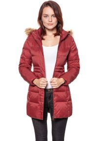 Wrangler - DAMSKA KURTKA ZIMOWA WRANGLER LONG PUFFER SYRAH RED W4105V5S6. Materiał: puch, futro. Sezon: zima