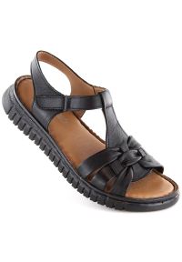 Skórzane sandały na rzep Artiker W HBH78 czarne. Nosek buta: otwarty. Zapięcie: rzepy. Kolor: czarny. Materiał: skóra. Szerokość cholewki: normalna. Sezon: wiosna, lato