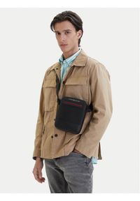 TOMMY HILFIGER - Tommy Hilfiger Saszetka Th Foundaiton Mini Reporter AM0AM14156 Czarny. Kolor: czarny. Materiał: skóra #1